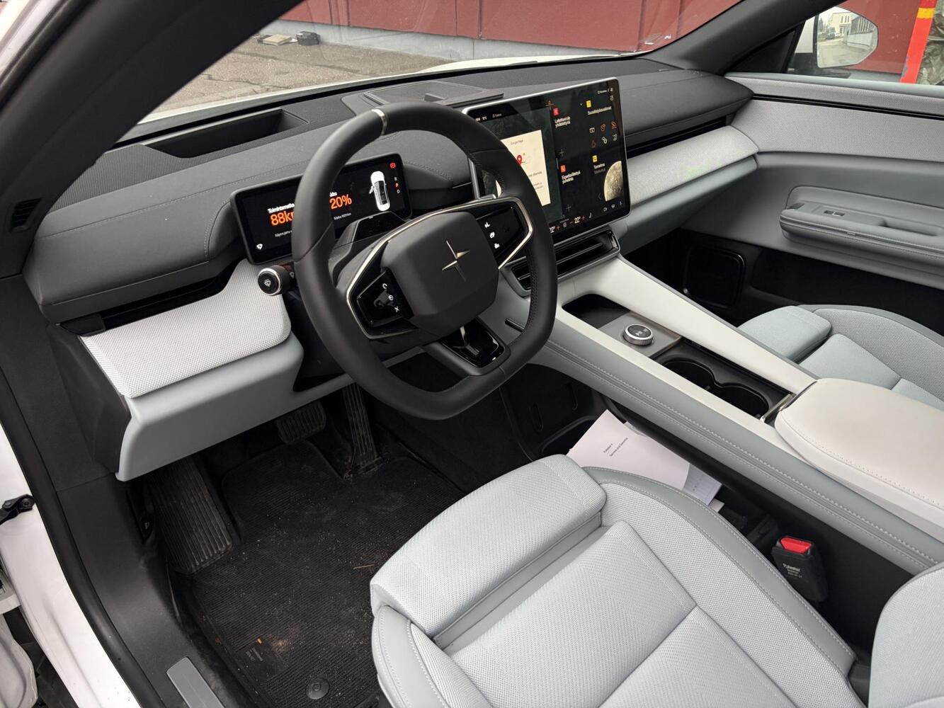 Polestar 4 vaihtoauto