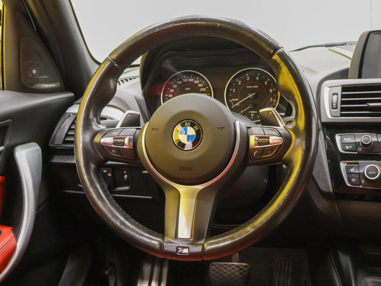 BMW M135i vaihtoauto