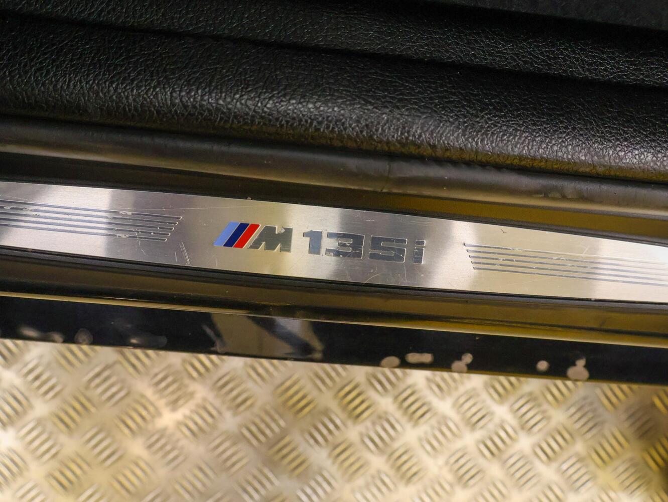 BMW M135i vaihtoauto