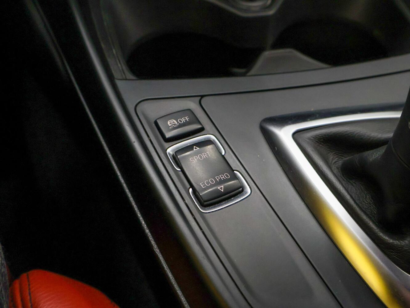 BMW M135i vaihtoauto