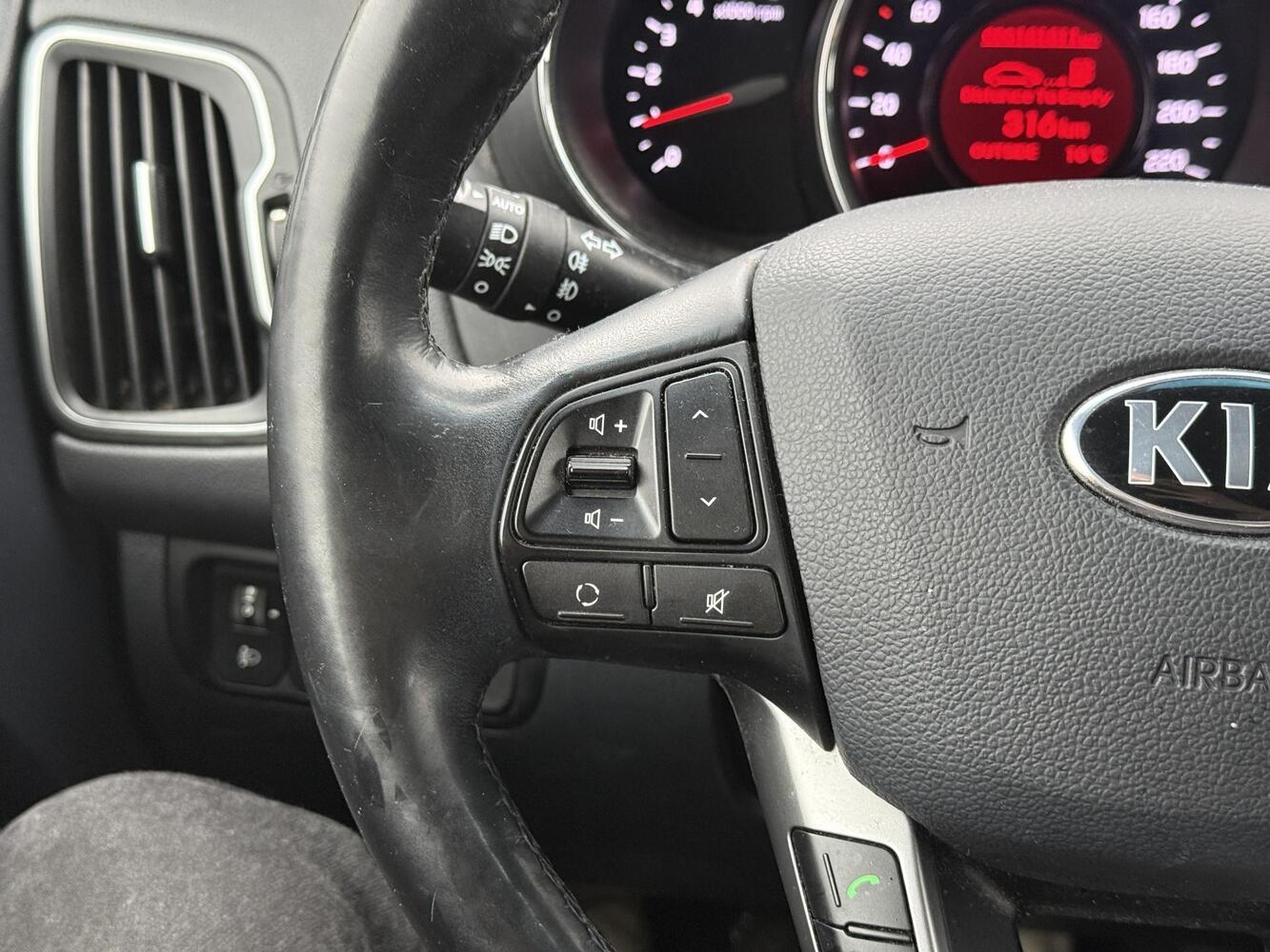 Kia Rio vaihtoauto