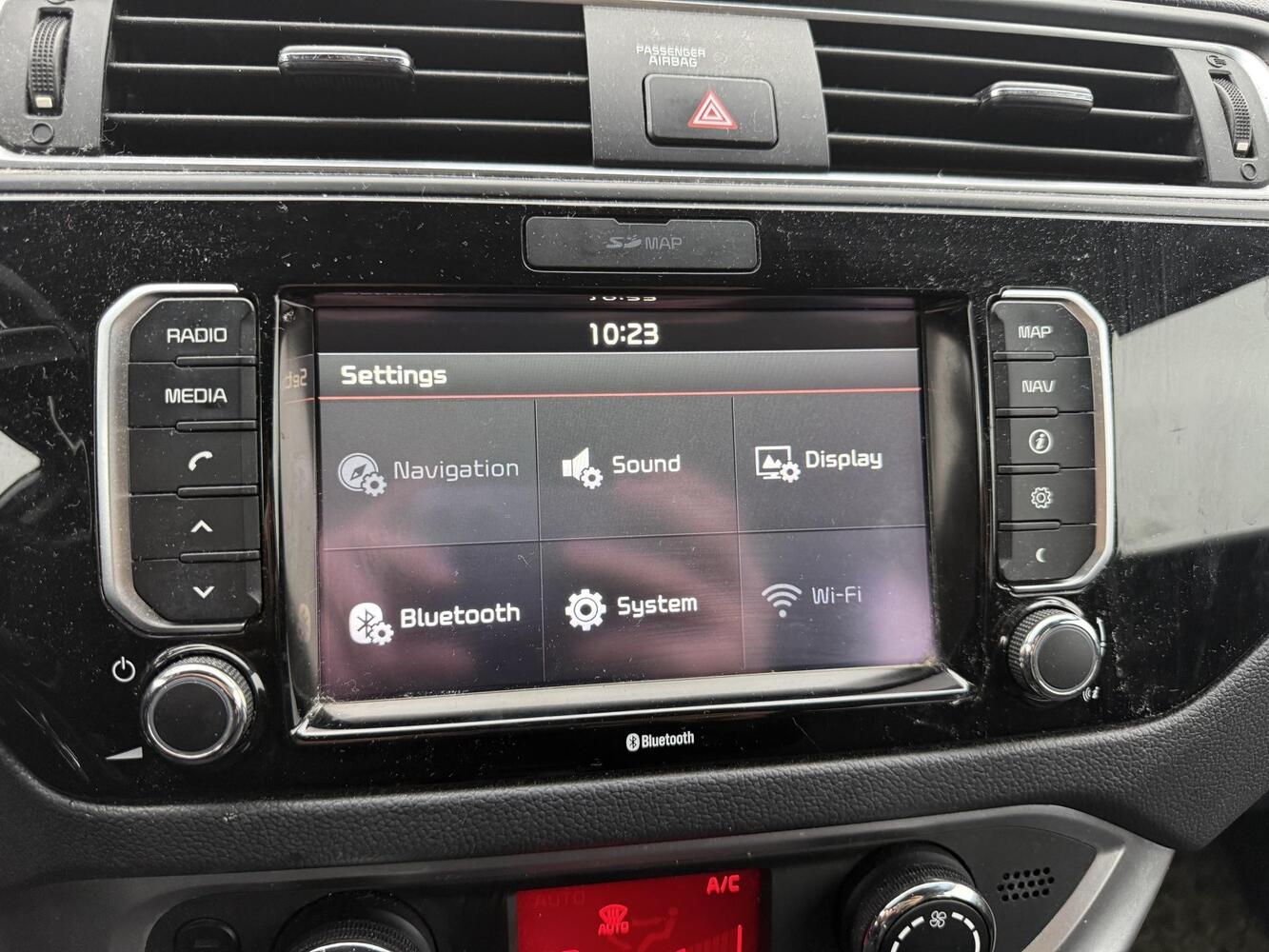 Kia Rio vaihtoauto