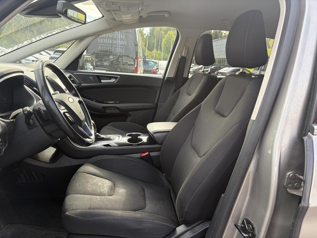Ford S-MAX vaihtoauto