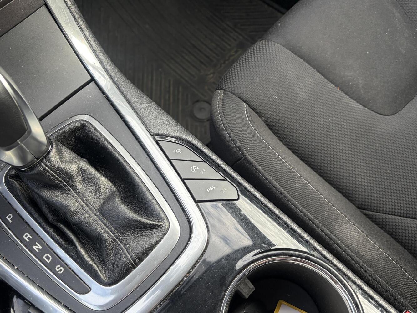 Ford S-MAX vaihtoauto