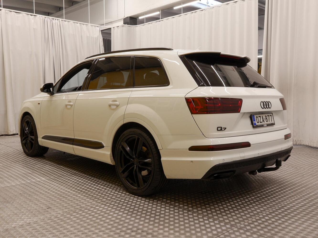 Audi Q7 vaihtoauto