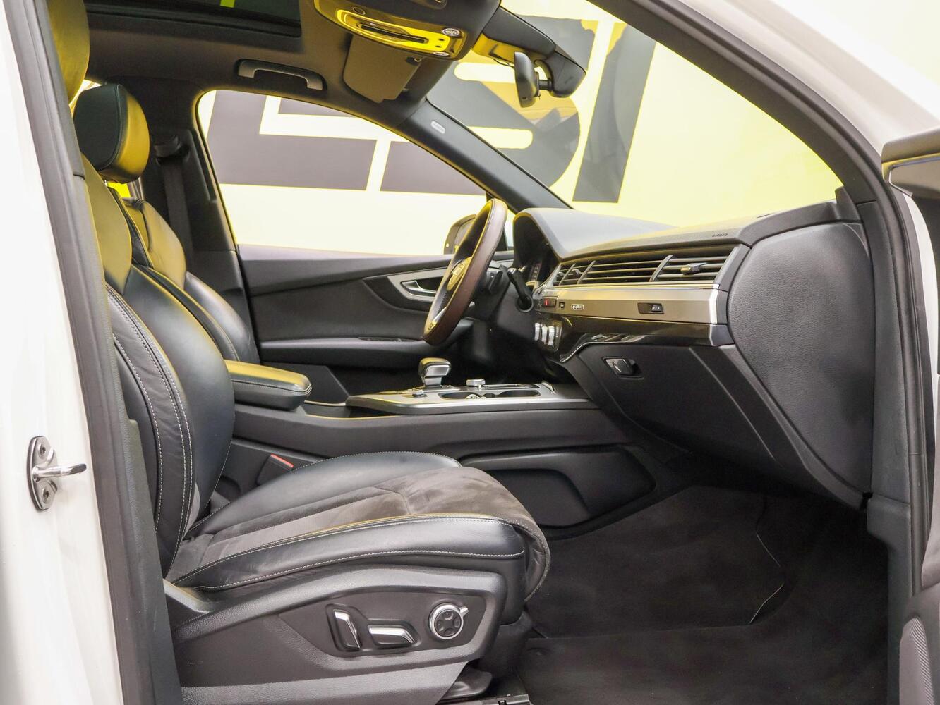 Audi Q7 vaihtoauto