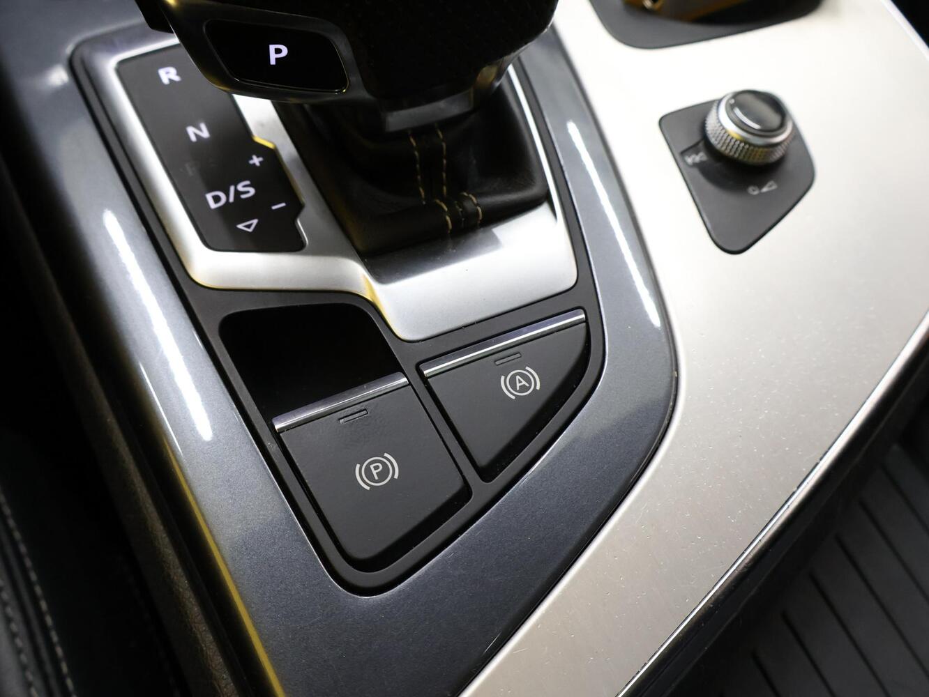 Audi Q7 vaihtoauto