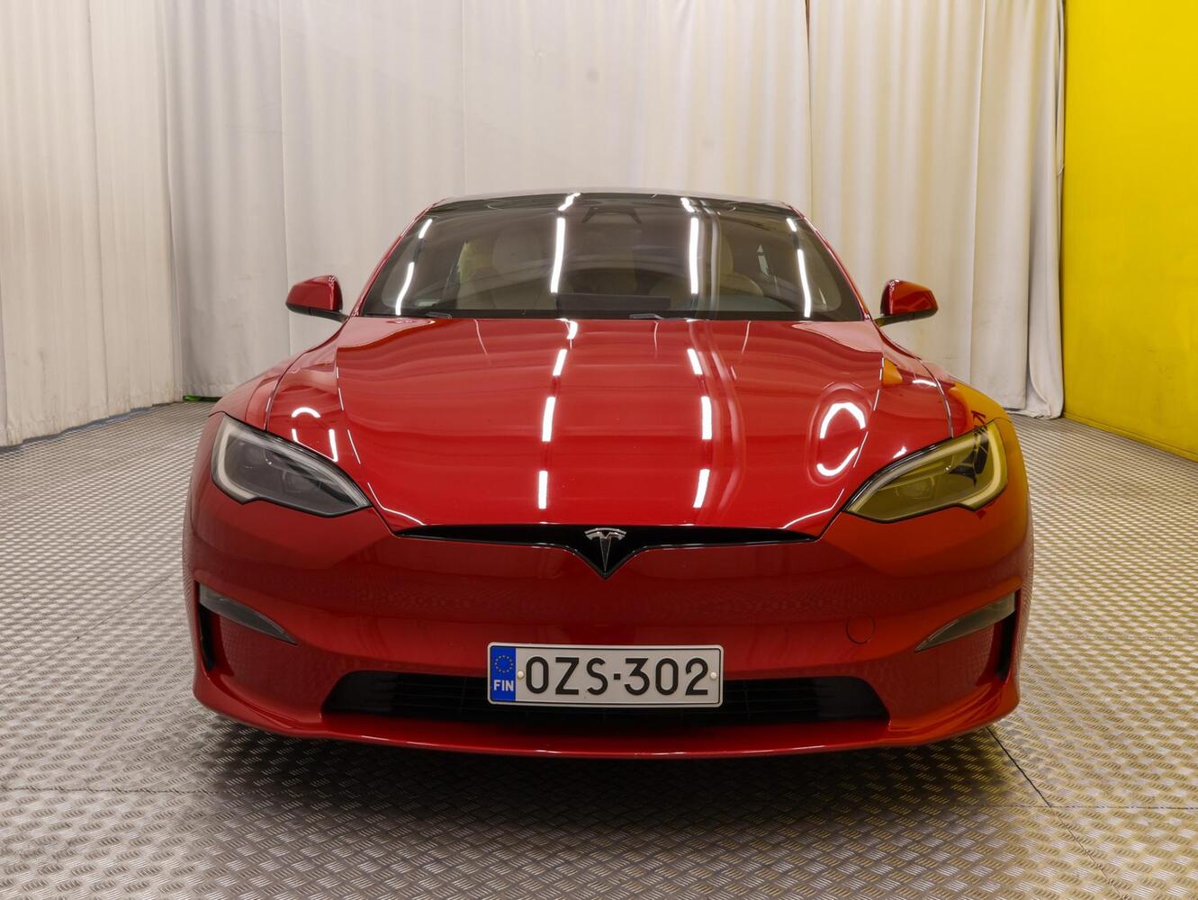 Tesla Model S vaihtoauto
