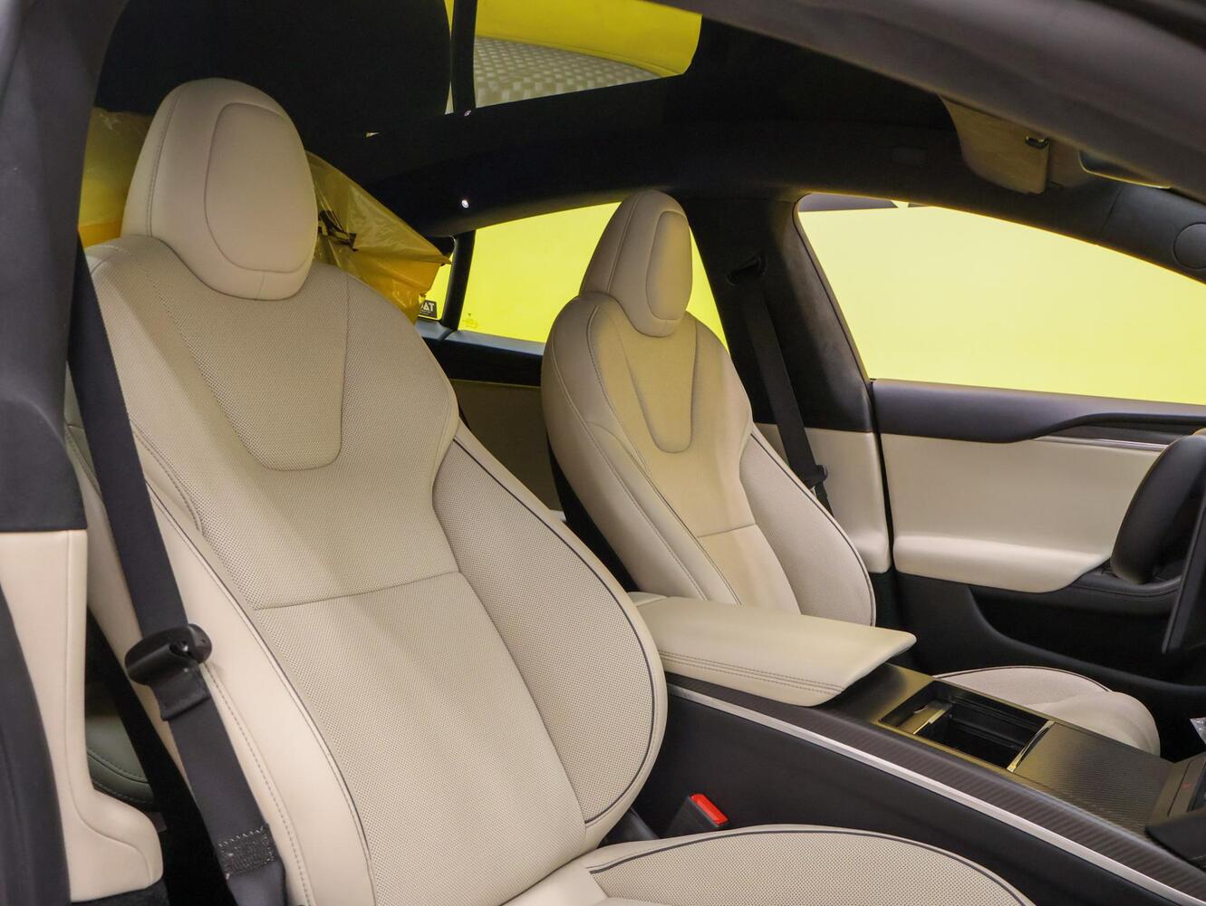 Tesla Model S vaihtoauto