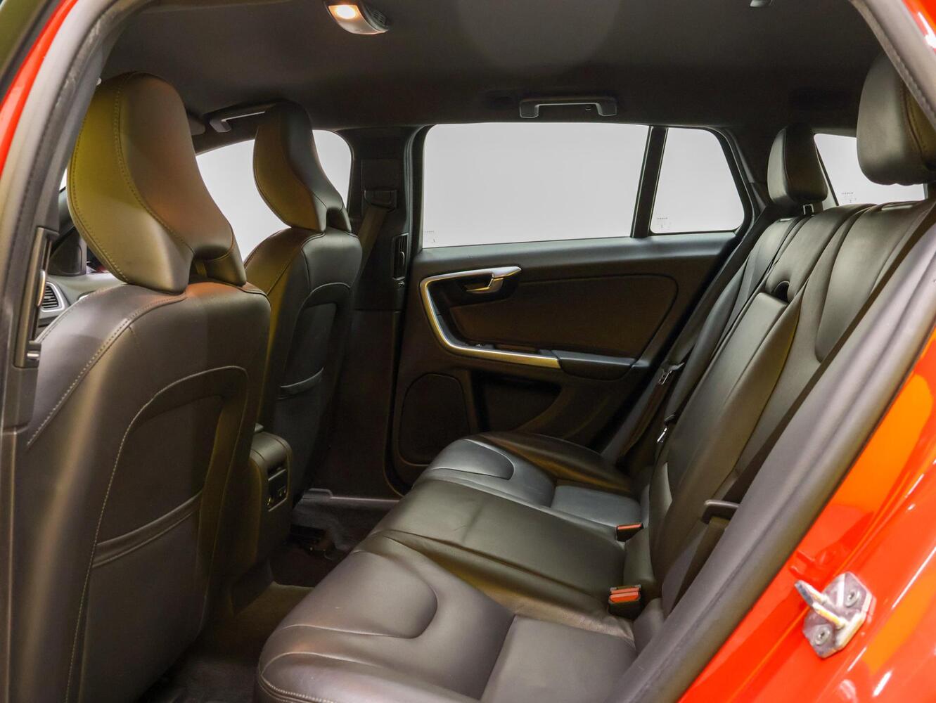 Volvo V60 Cross Country vaihtoauto
