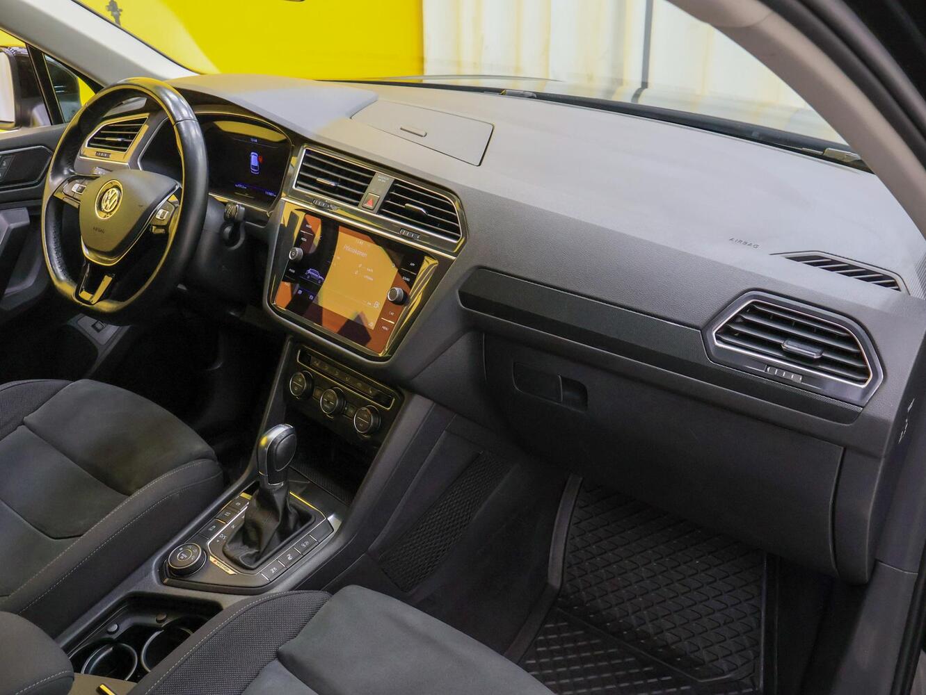 Volkswagen Tiguan vaihtoauto