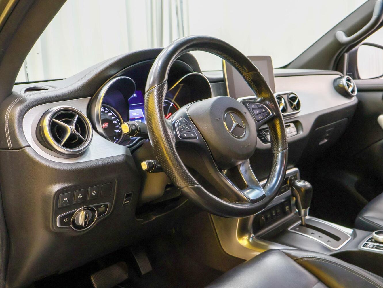 Mercedes-Benz X vaihtoauto