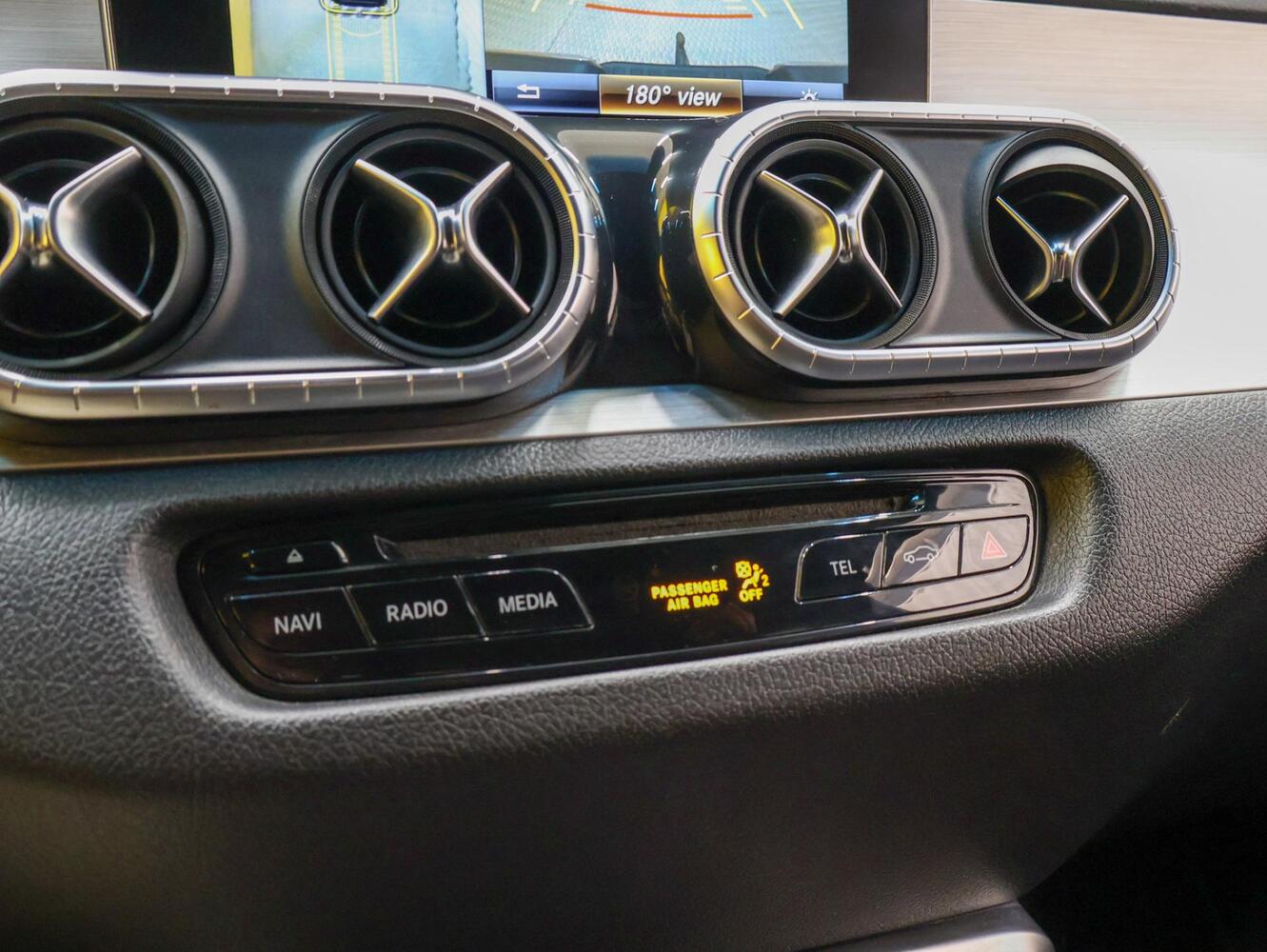 Mercedes-Benz X vaihtoauto
