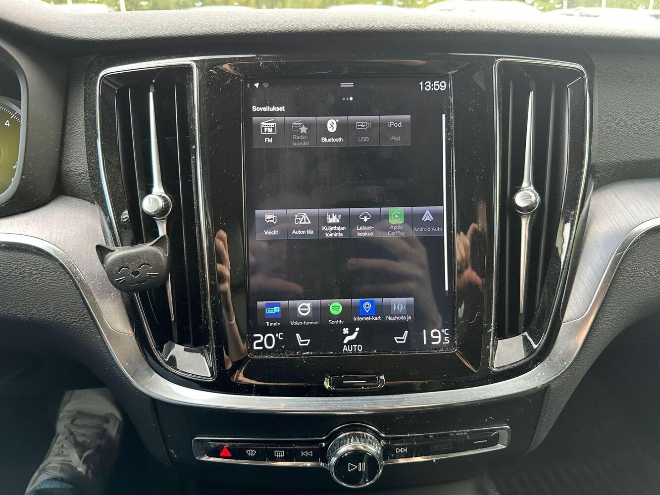 Volvo V60 vaihtoauto