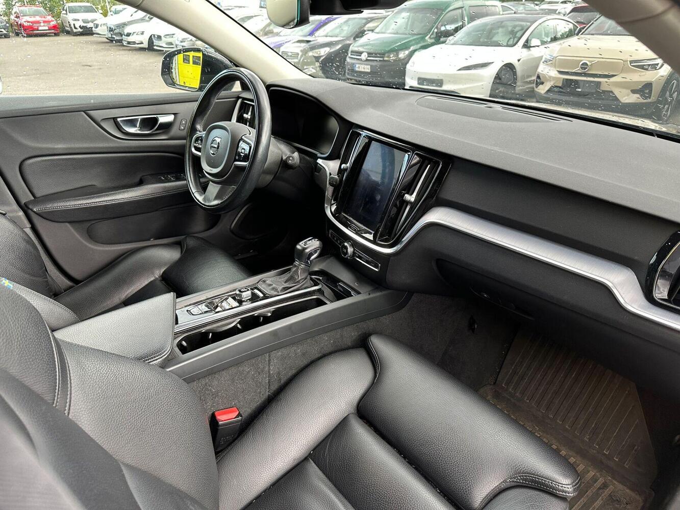 Volvo V60 vaihtoauto