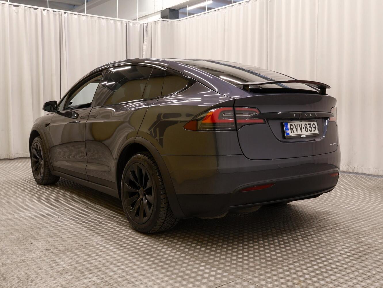 Tesla Model X vaihtoauto
