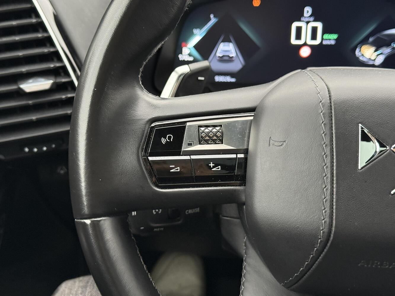 DS 7 vaihtoauto