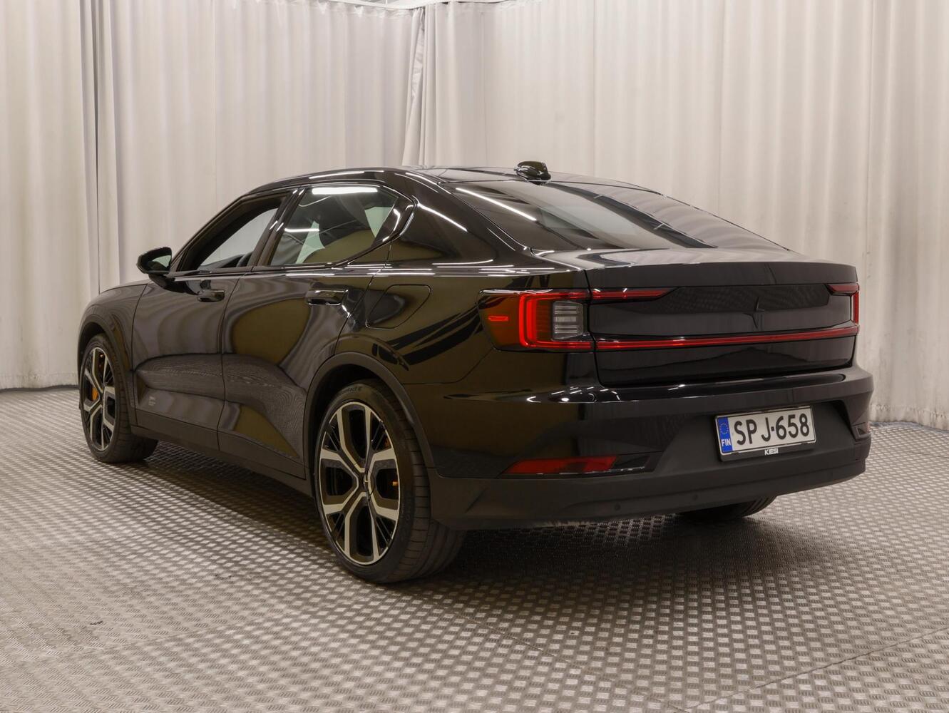 Polestar 2 vaihtoauto
