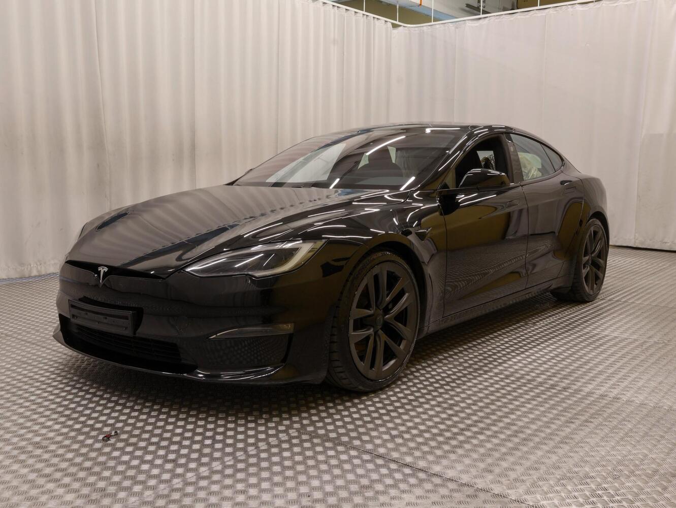 Tesla Model S vaihtoauto