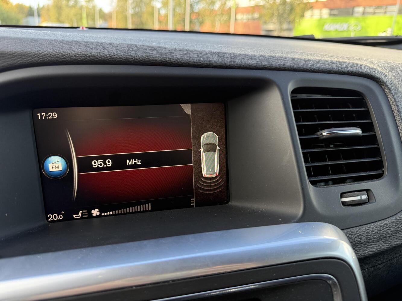 Volvo V60 vaihtoauto