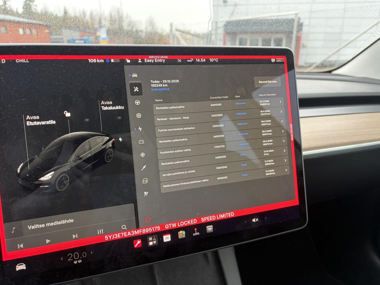 Tesla Model 3 vaihtoauto