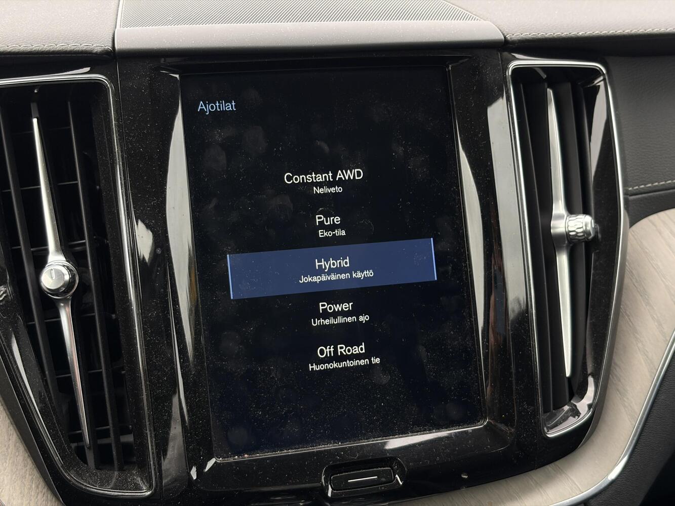 Volvo XC60 vaihtoauto