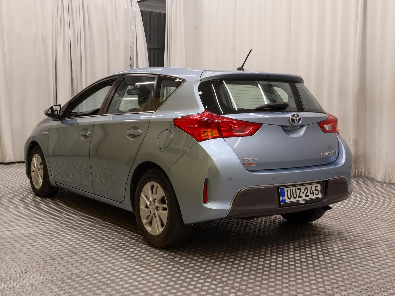 Toyota Auris vaihtoauto