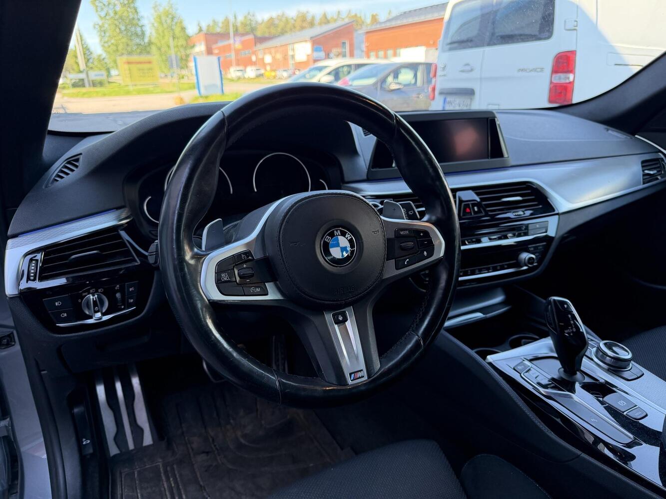 BMW 520 vaihtoauto