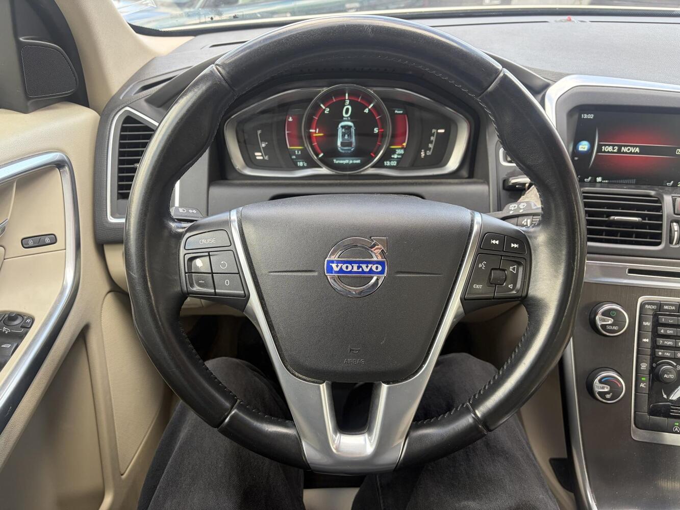 Volvo XC60 vaihtoauto