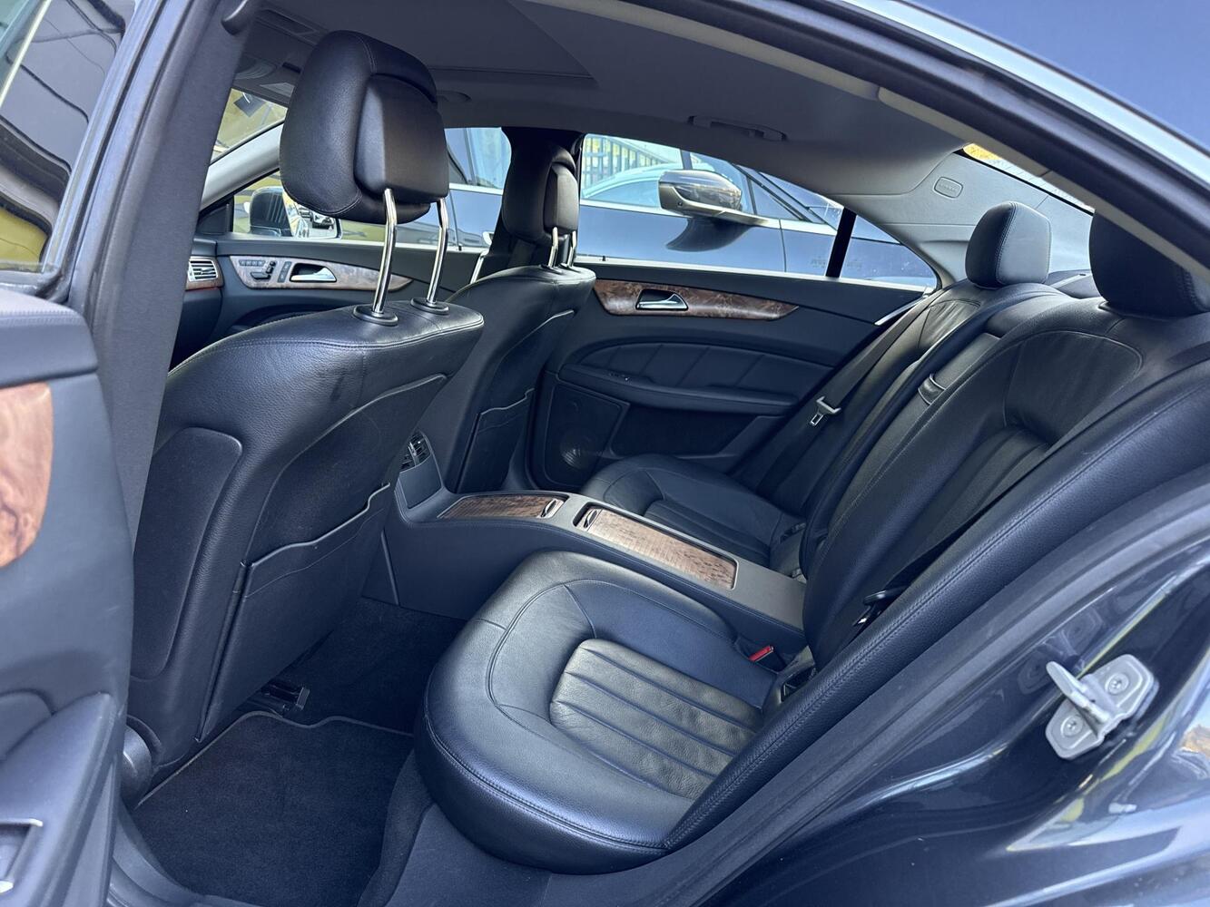 Mercedes-Benz CLS vaihtoauto