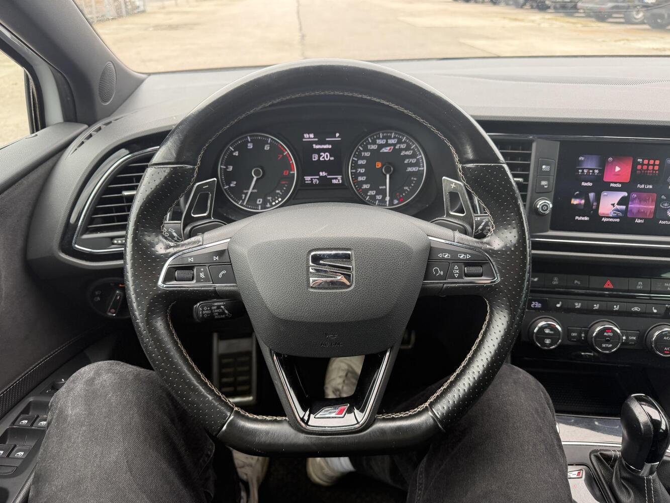 SEAT Leon ST vaihtoauto