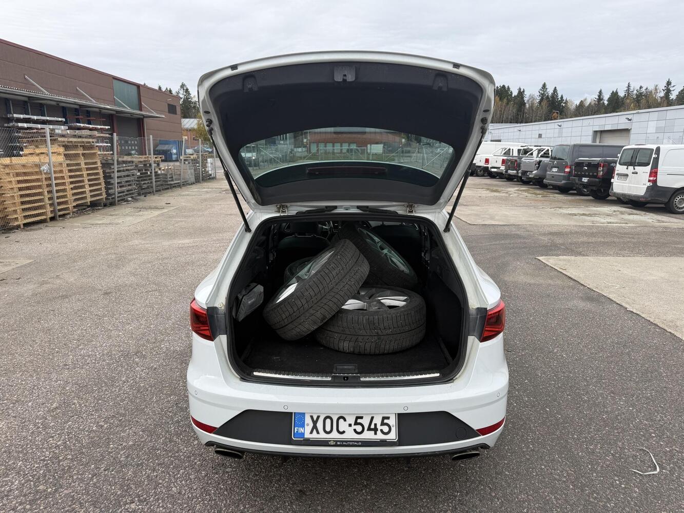 SEAT Leon ST vaihtoauto