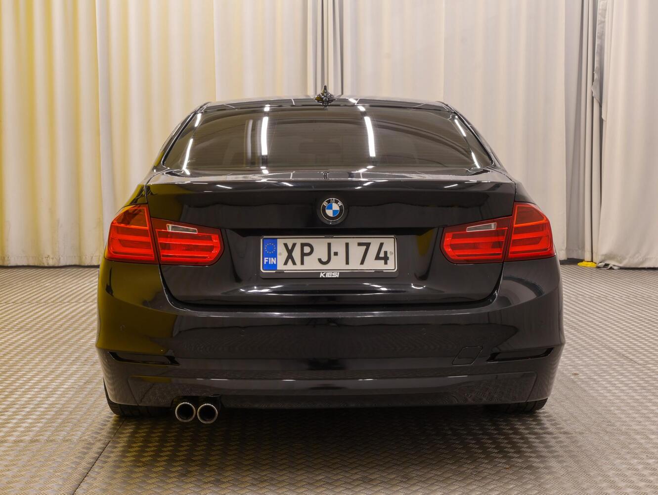 BMW 330 vaihtoauto