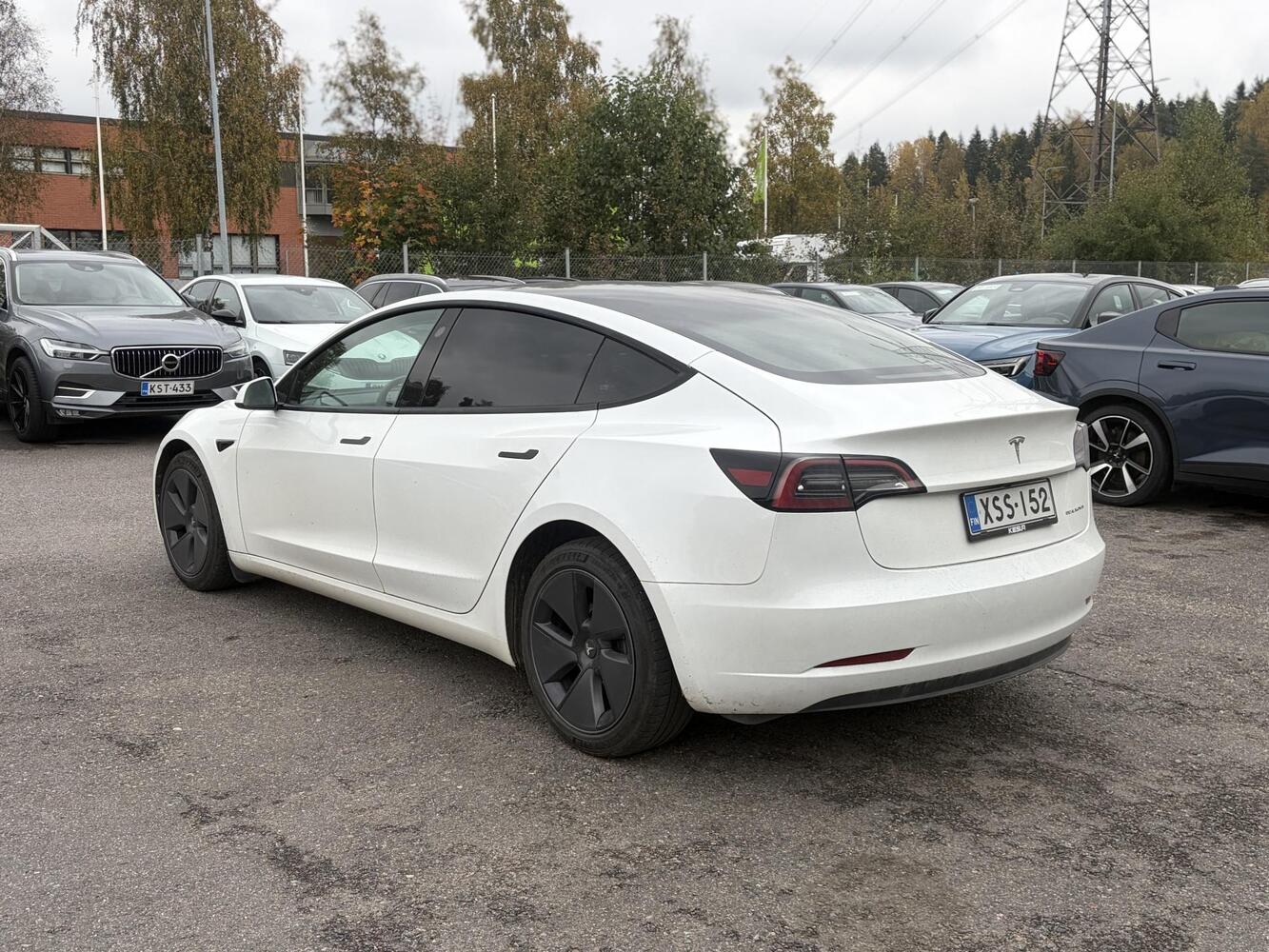Tesla Model 3 vaihtoauto