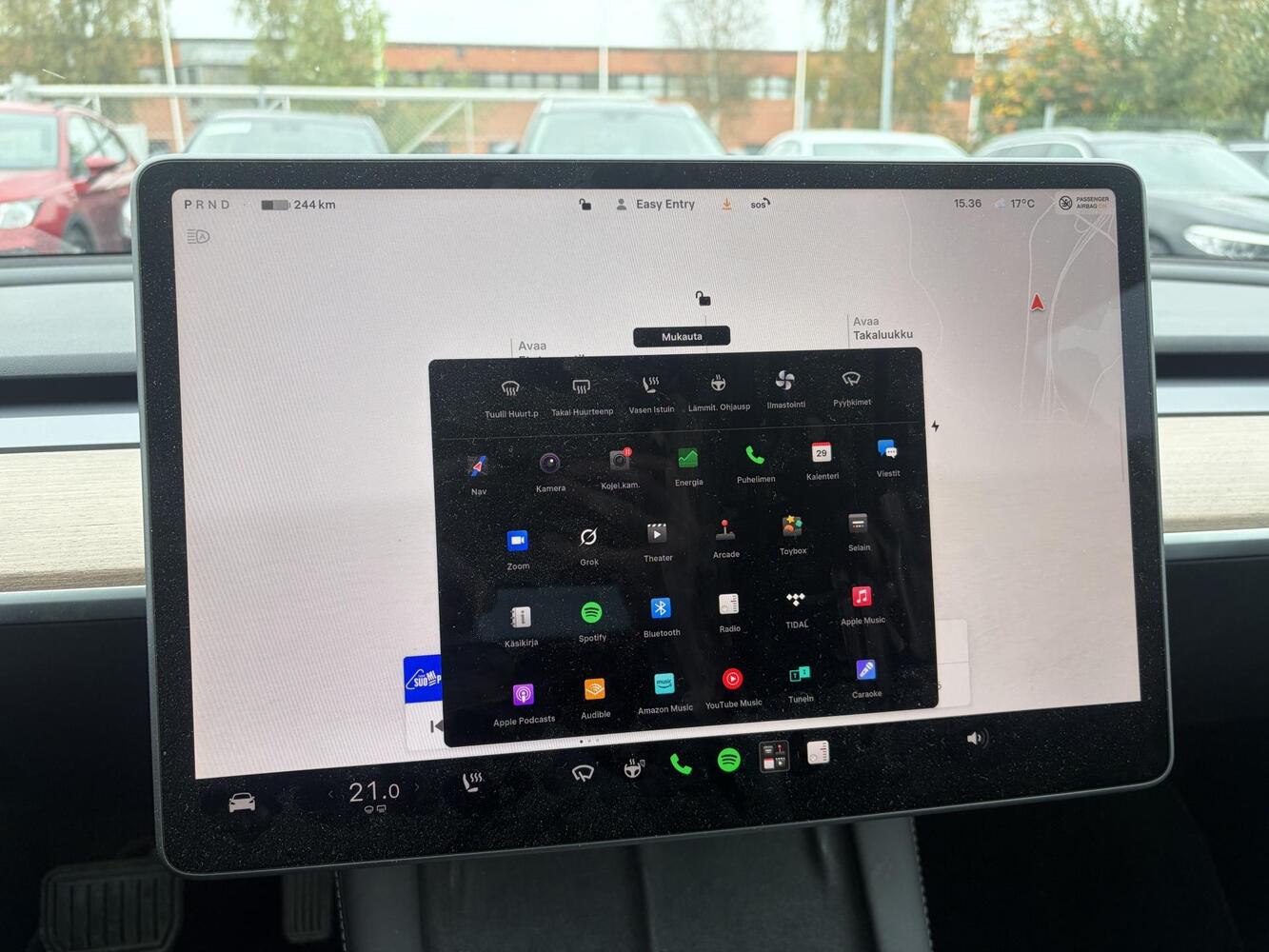 Tesla Model 3 vaihtoauto