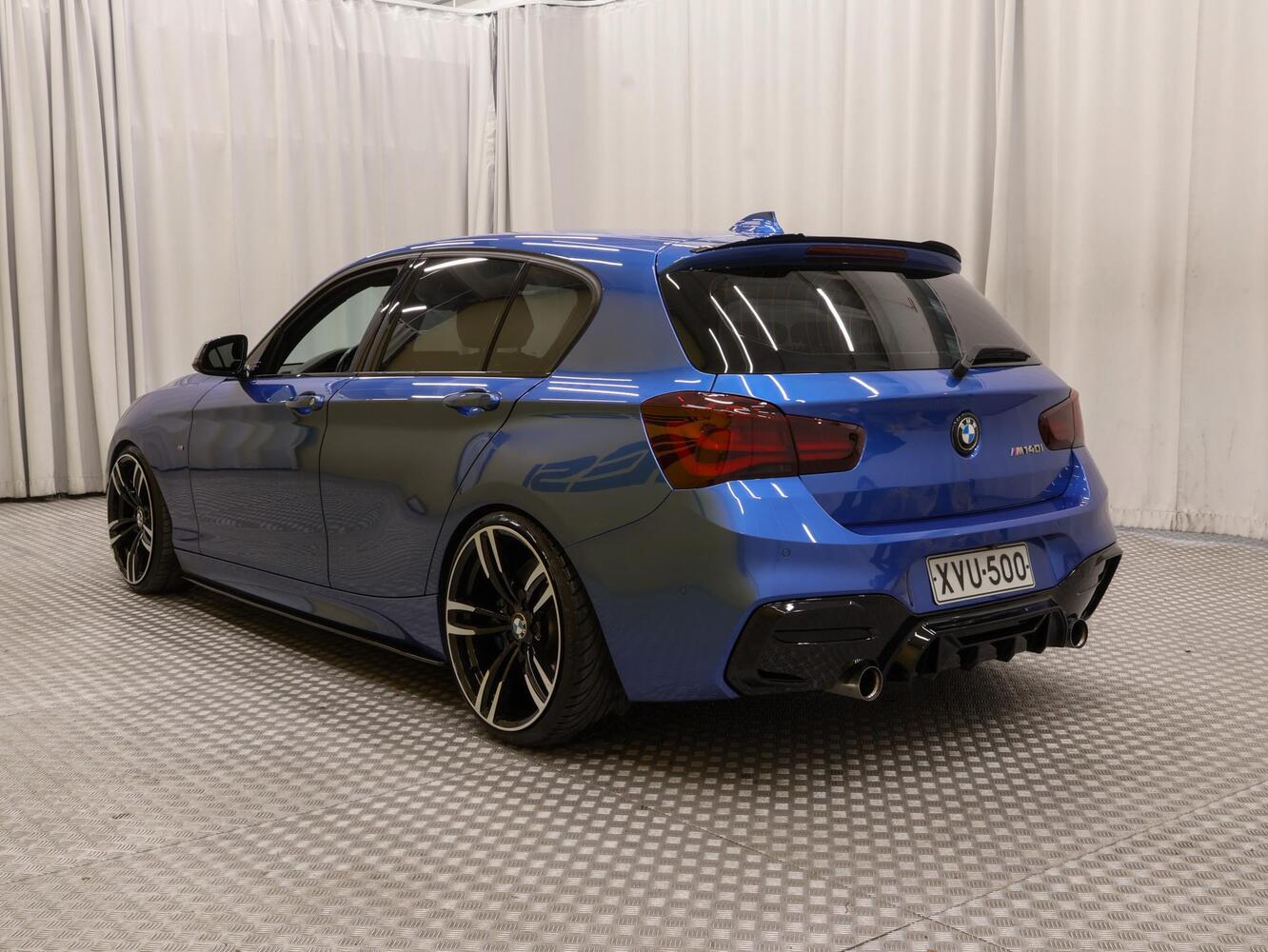 BMW M140i vaihtoauto