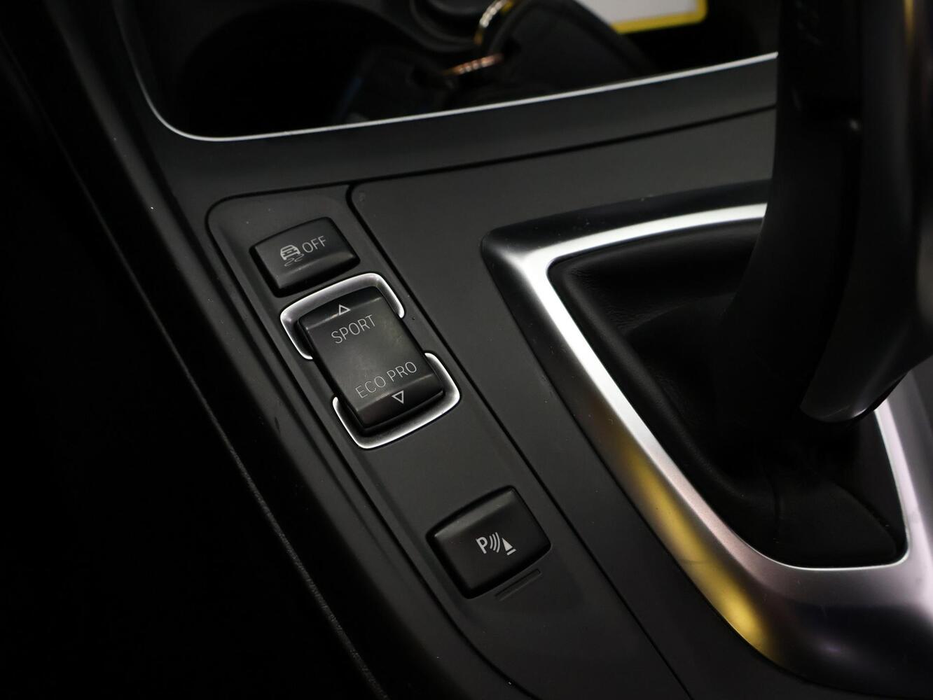 BMW M140i vaihtoauto