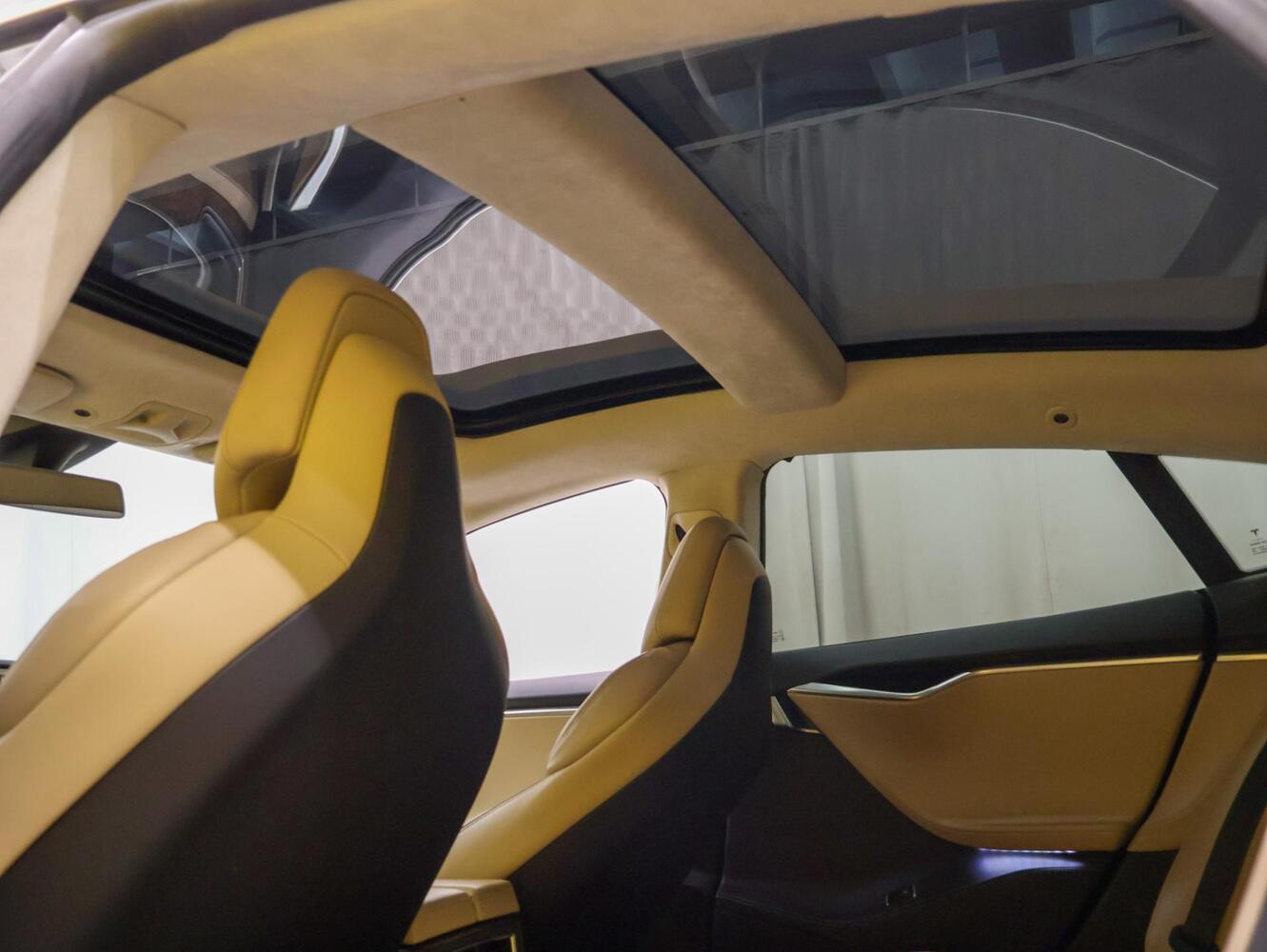 Tesla Model S vaihtoauto