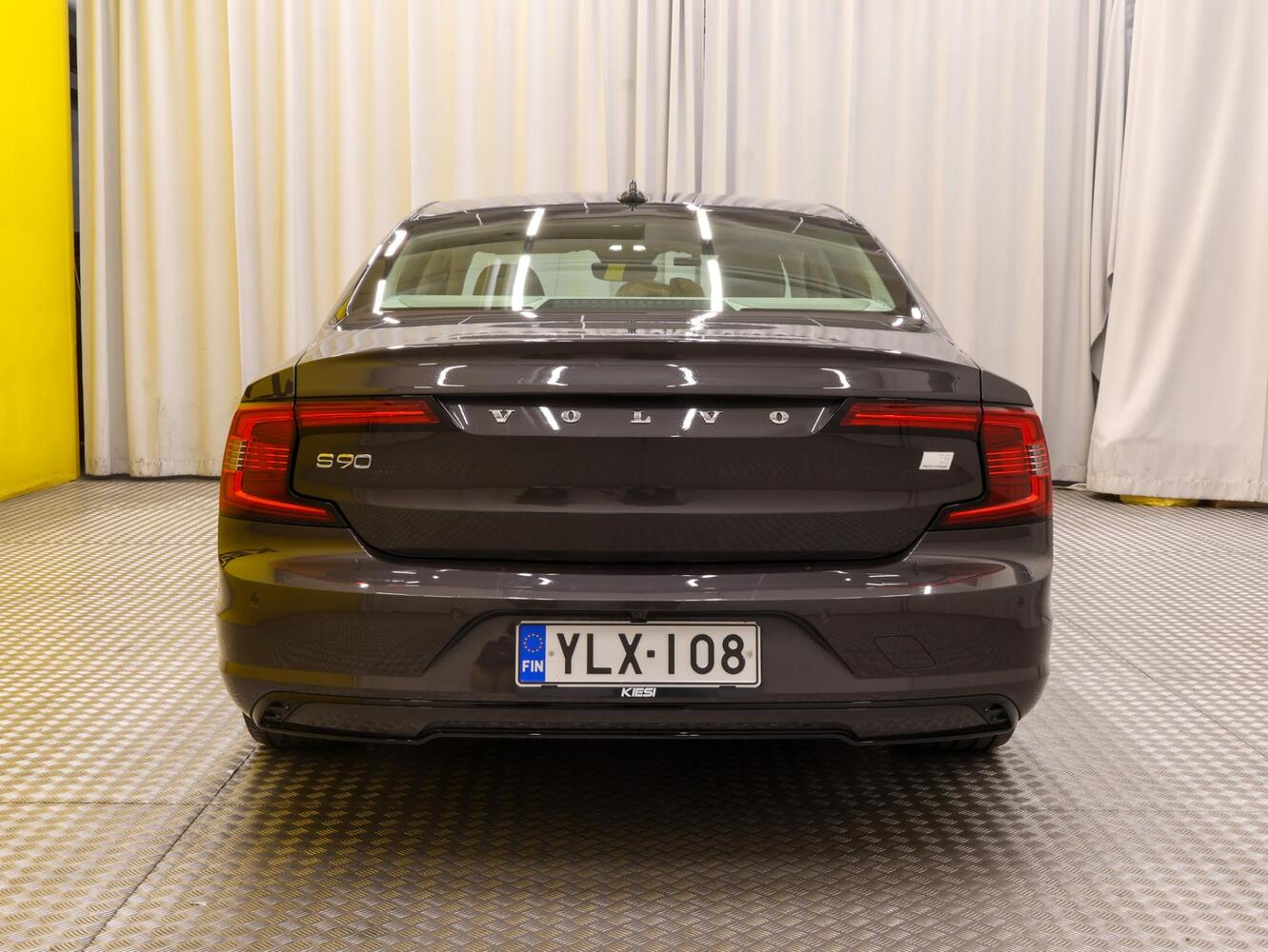 Volvo S90 vaihtoauto