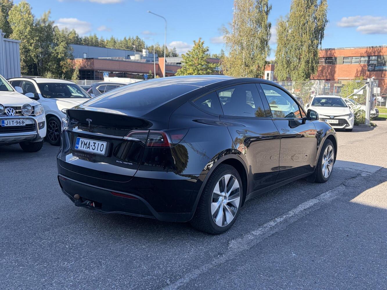 Tesla Model Y vaihtoauto
