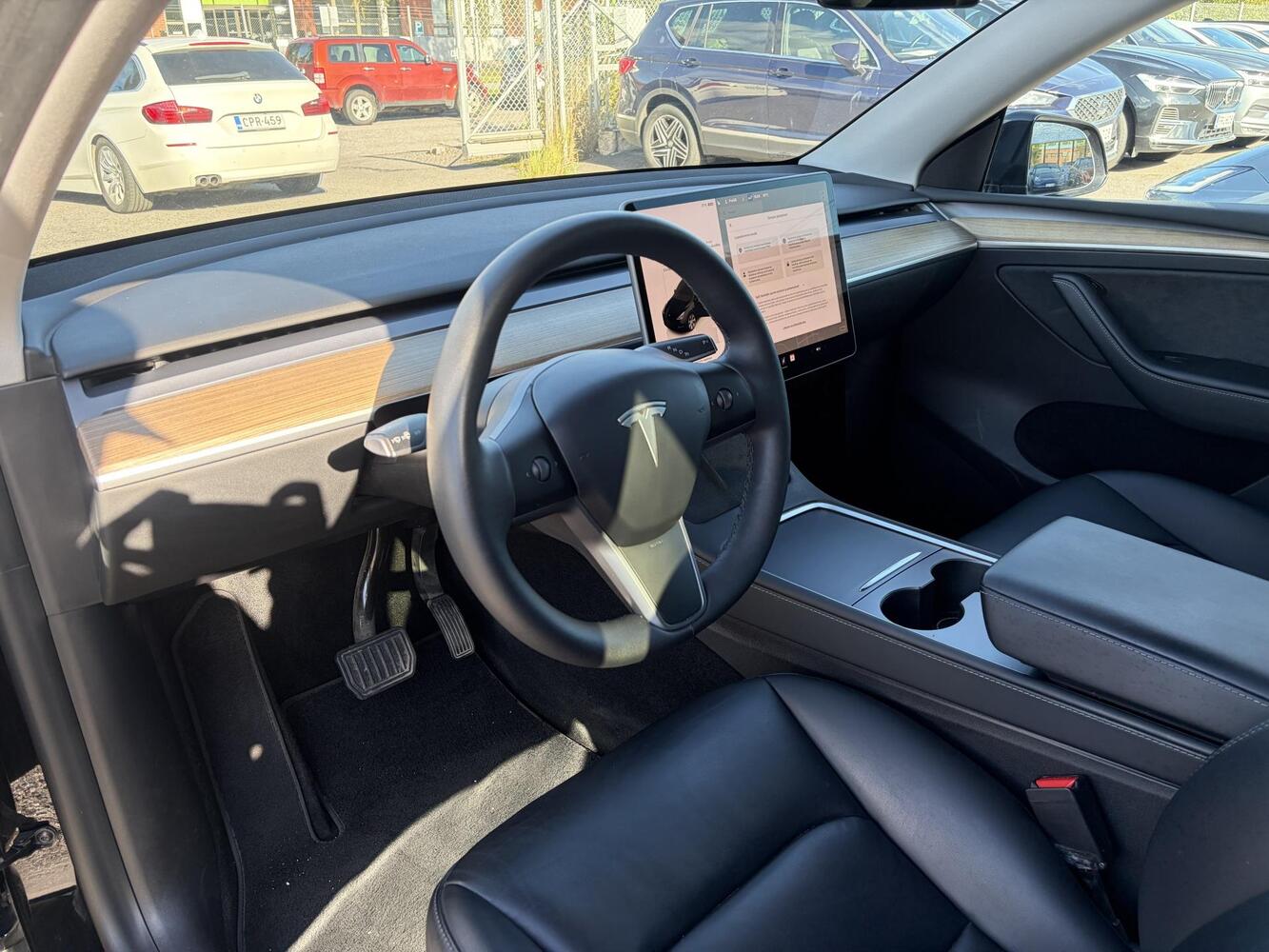 Tesla Model Y vaihtoauto