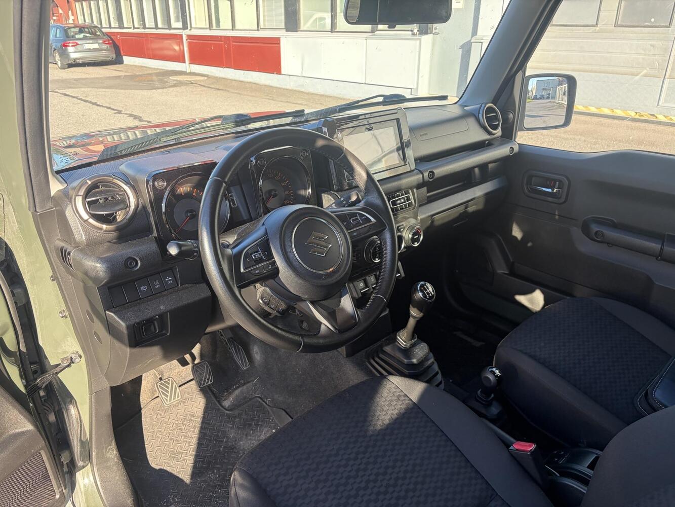 Suzuki Jimny vaihtoauto