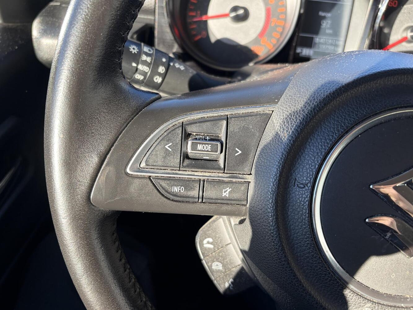 Suzuki Jimny vaihtoauto