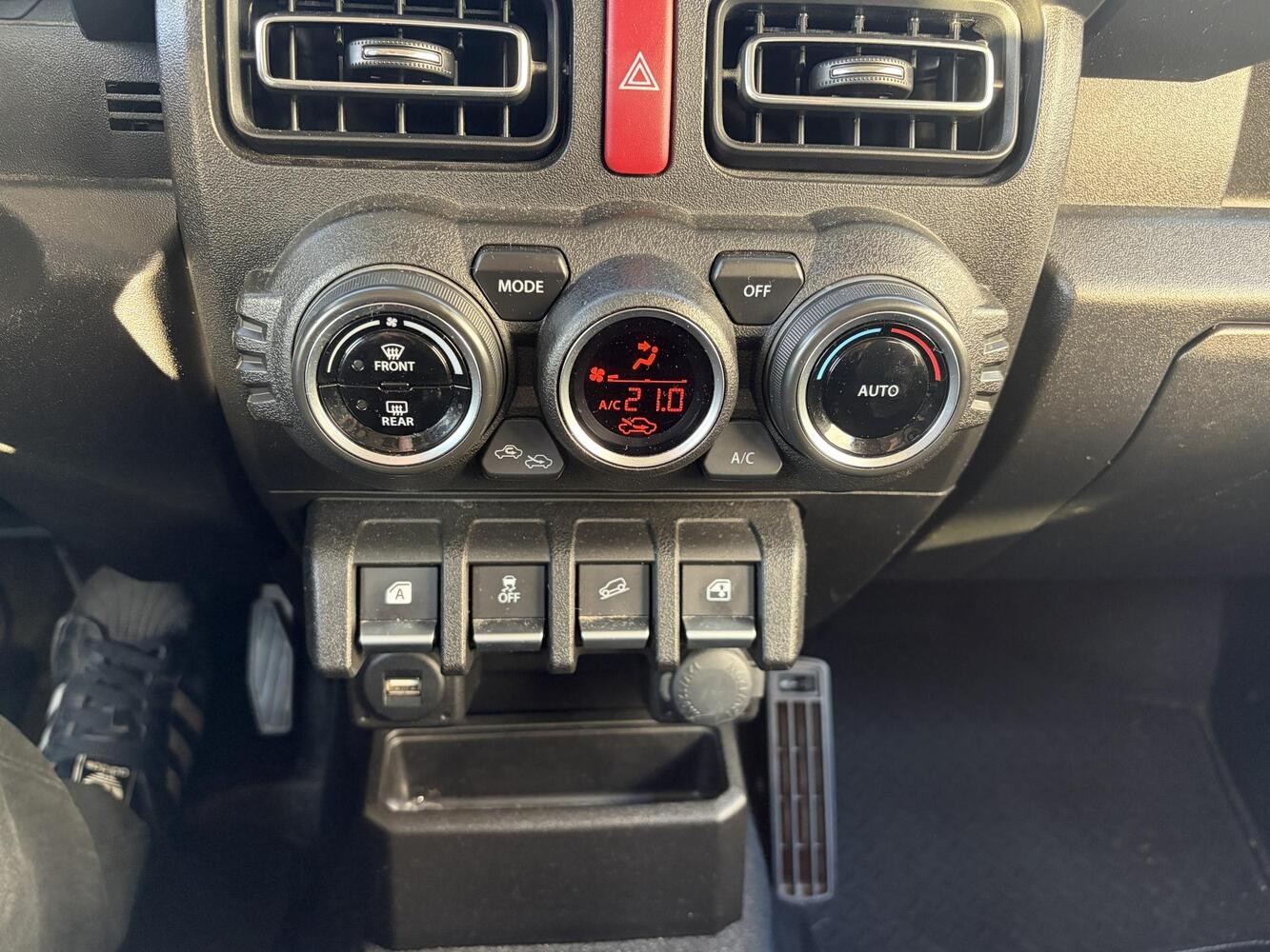 Suzuki Jimny vaihtoauto