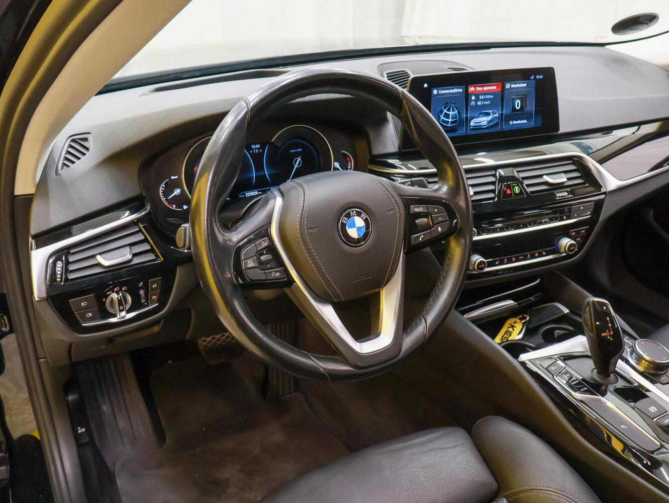 BMW 520 vaihtoauto