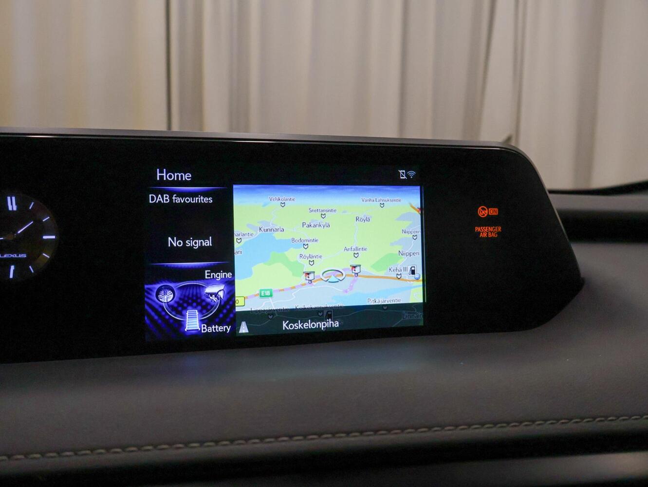 Lexus UX vaihtoauto