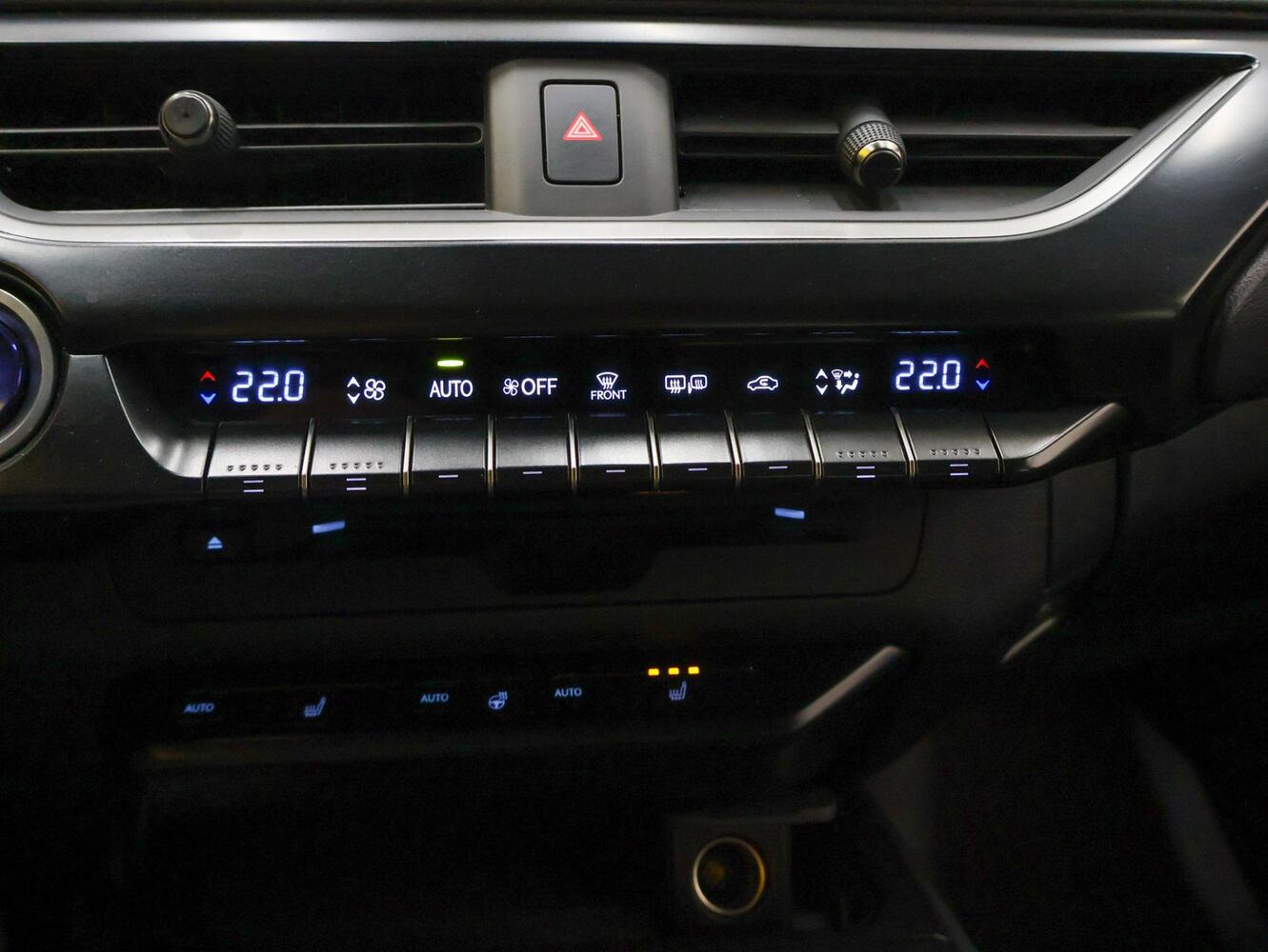 Lexus UX vaihtoauto
