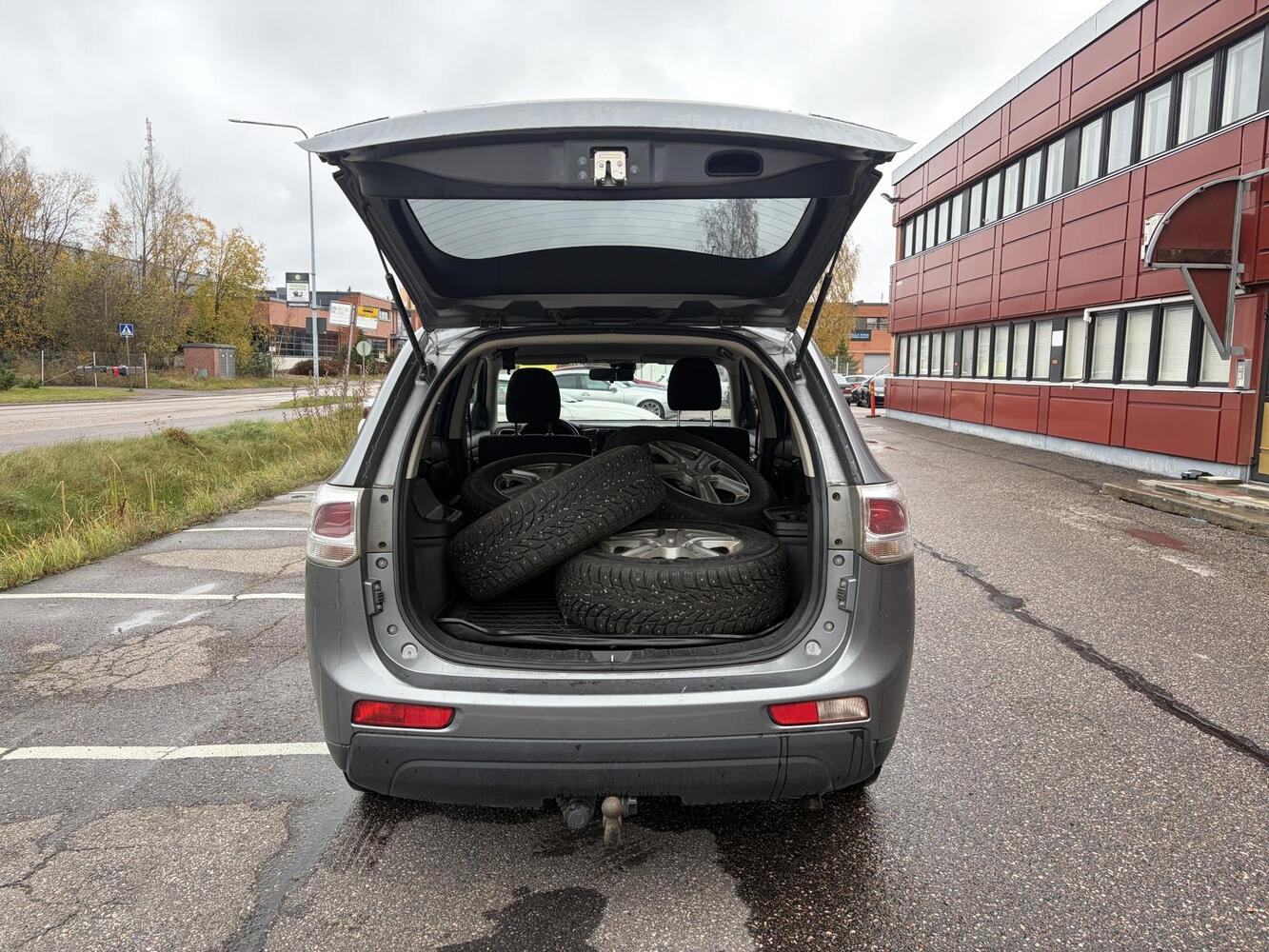 Mitsubishi Outlander vaihtoauto