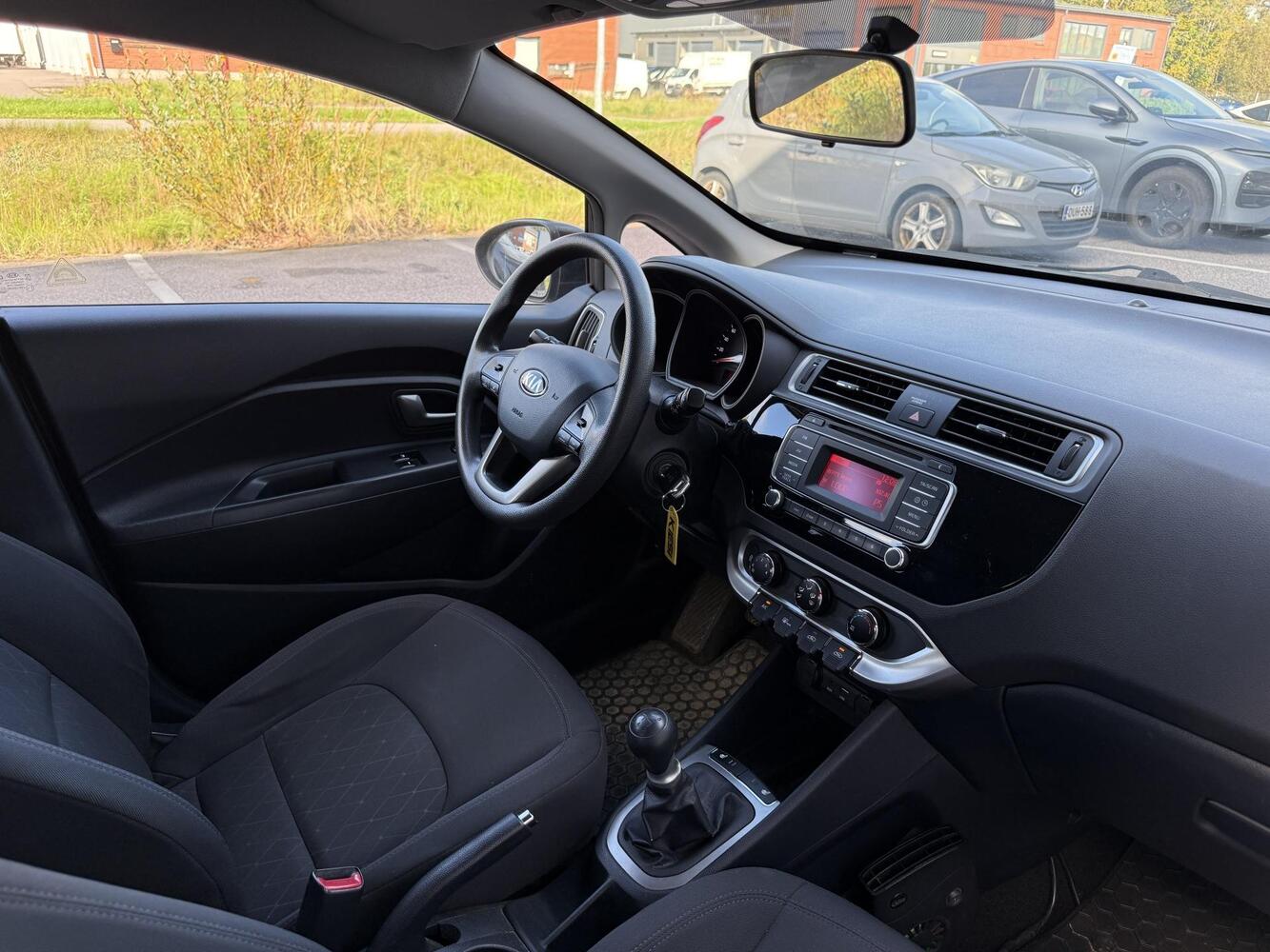 Kia Rio vaihtoauto