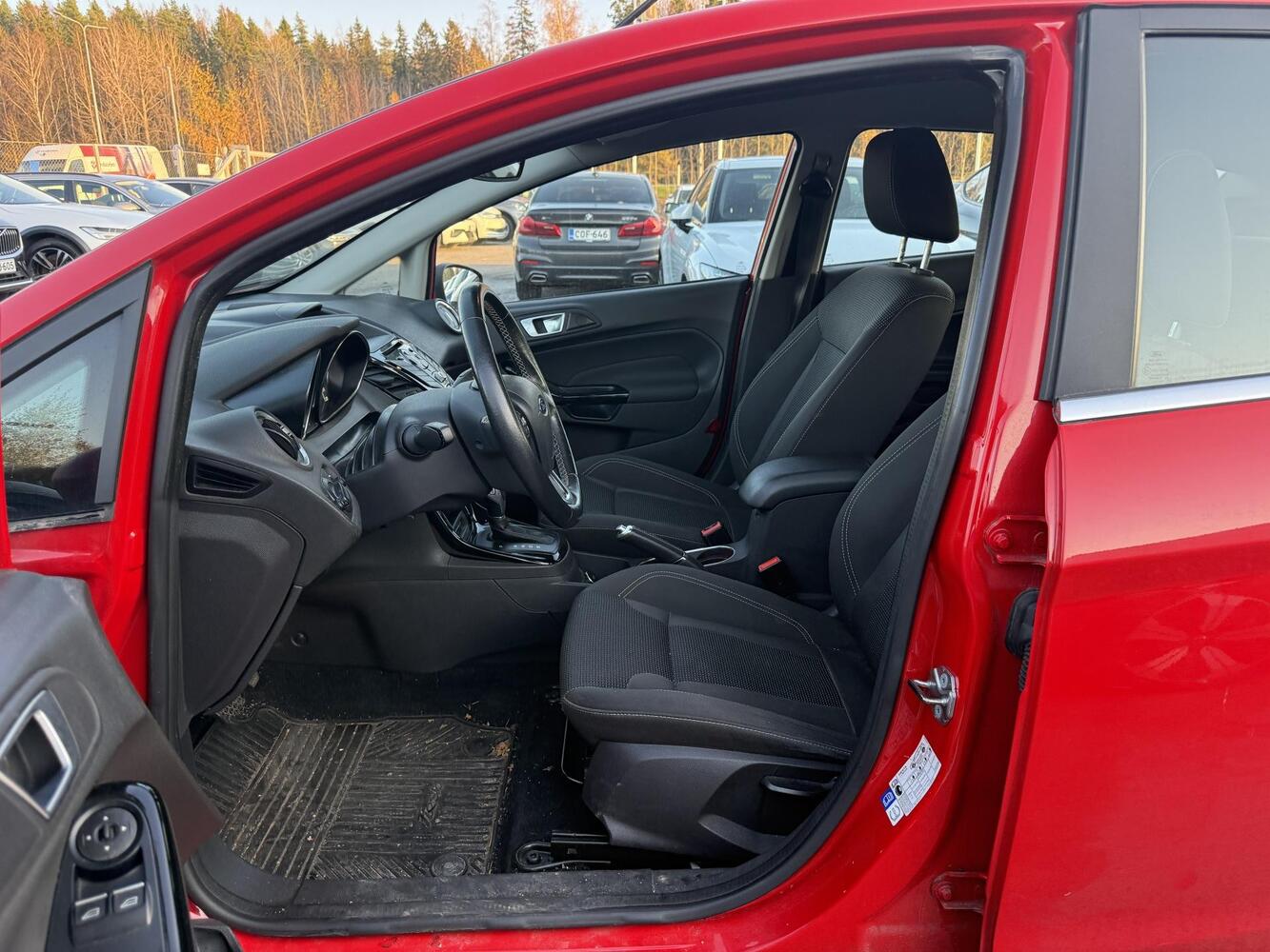 Ford Fiesta vaihtoauto